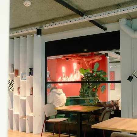The Social Hub Extended Hotel Haag