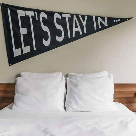 The Social Hub Extended Отель