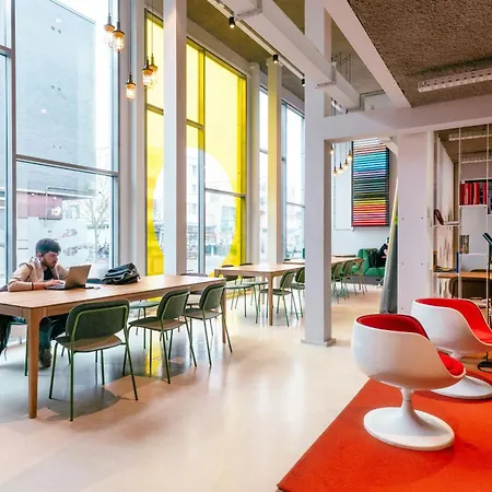 The Social Hub Extended Отель