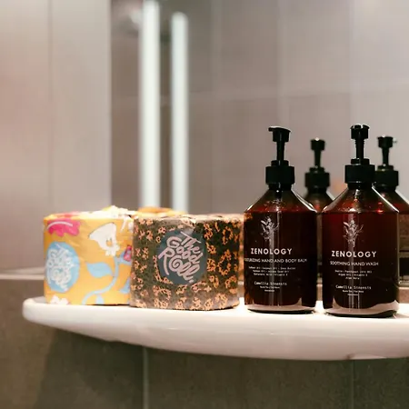 The Social Hub Extended *