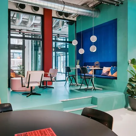 The Social Hub Extended Hotel *