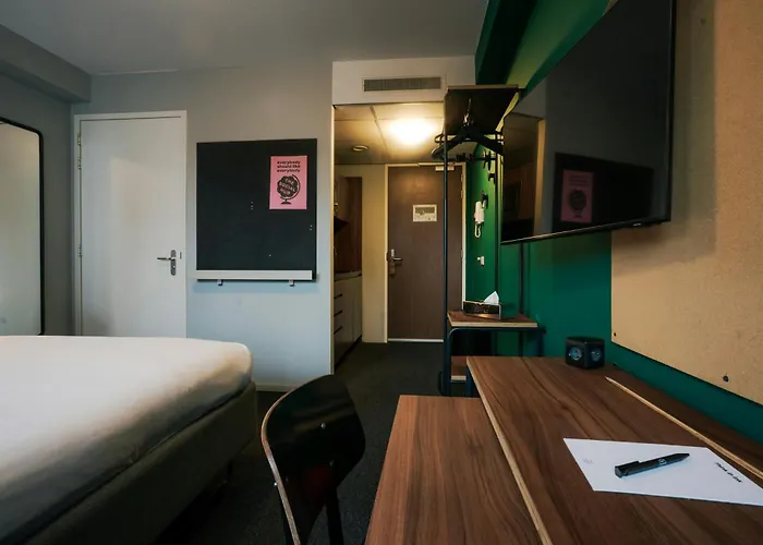 The Social Hub Extended Hotel Haia